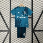 Retro Real Madrid 2017/18 Third Kids Kit