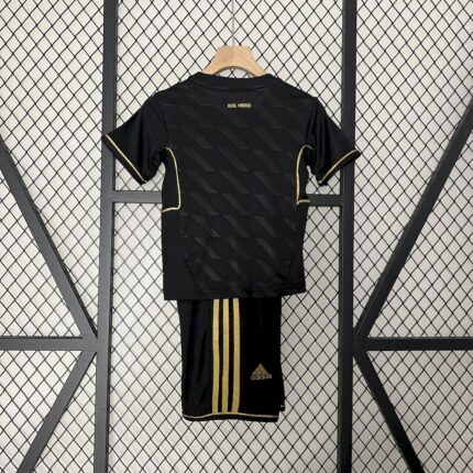 Retro Real Madrid 2011/12 Away Kids Kit – view 2