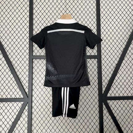 Retro Real Madrid 2014/15 Third Kids Kit – view 2