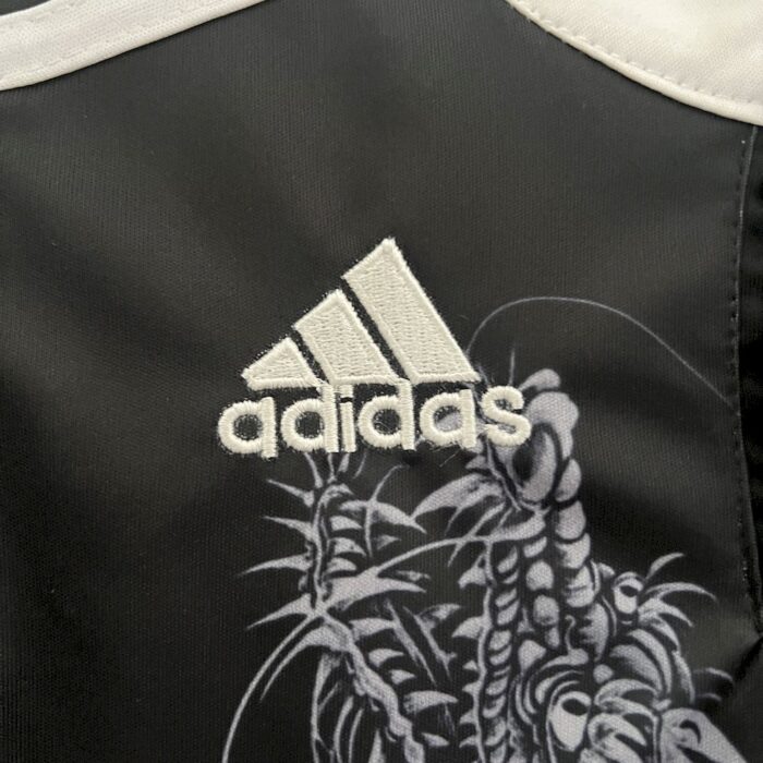 Retro Real Madrid 2014/15 Third Kids Kit - Image 4