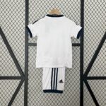 Retro Real Madrid 2012/13 Home Kids Kit - Image 2