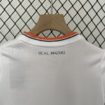 Retro Real Madrid 2013/14Home Kids Kit - Image 3