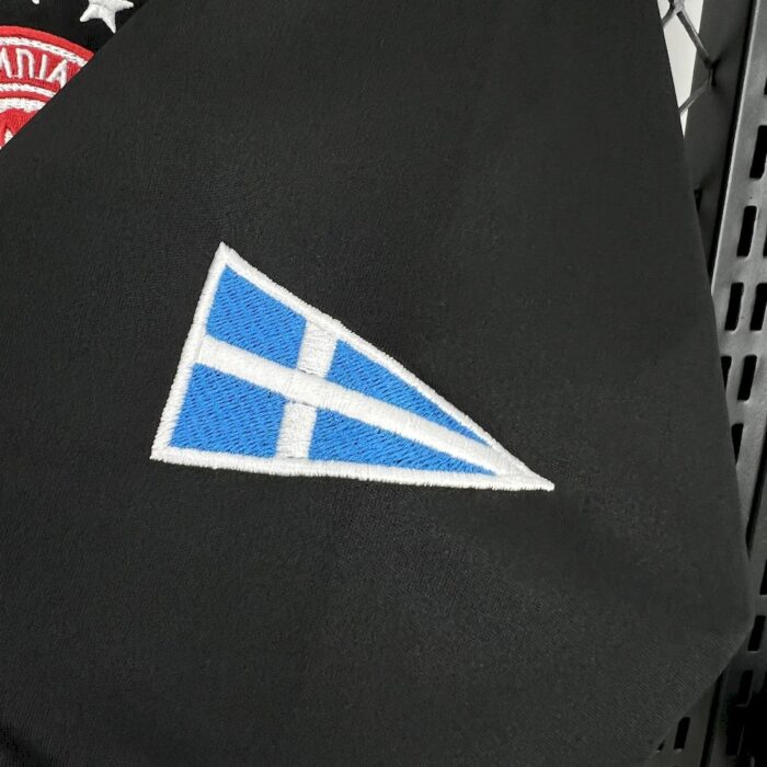 Retro Olympiacos FC 2004/05 Away Jersey - Image 3