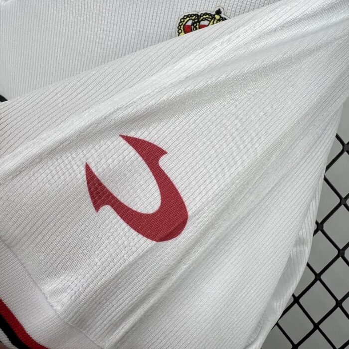 Retro RCD Mallorca 2001/02 Away Jersey - Image 5