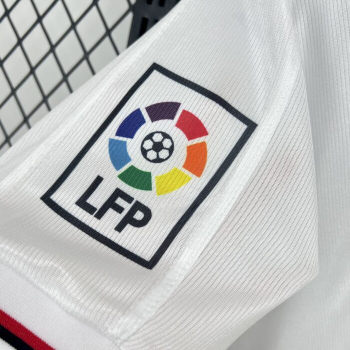 Retro RCD Mallorca 2001/02 Away Jersey - Image 4