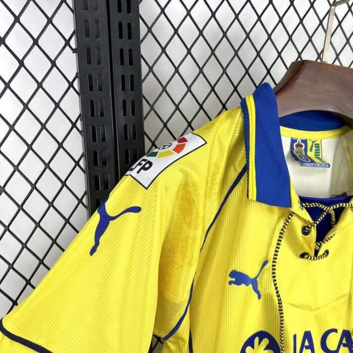 Retro UD Las Palmas 1997/98 Home Jersey - Image 3