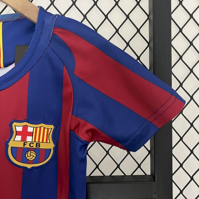 Retro Barcelona 2005/06 Home Kids Kit - Image 3