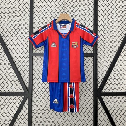 Retro Barcelona 1995/97 Home Kids Kit