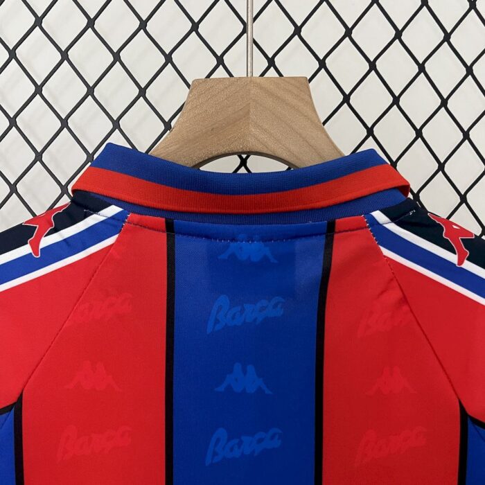 Retro Barcelona 1995/97 Home Kids Kit - Image 4