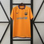 Retro Barcelona 2006/07 Away Jersey