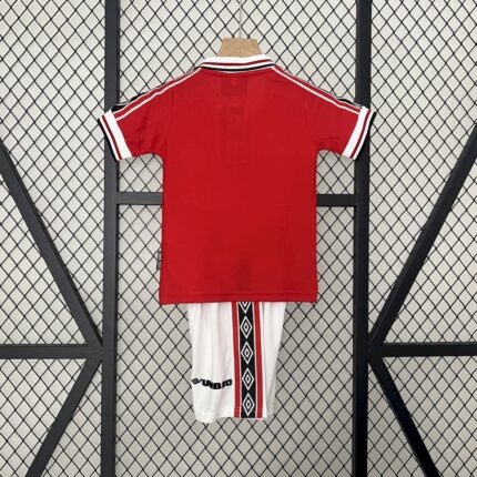 Retro Manchester United 1998/99 Home Kids Kit – view 2