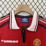 Retro Manchester United 1998/99 Home Kids Kit - Image 5