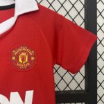Retro Manchester United 2010/11 Home Kids Kit - Image 3