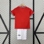 Retro Manchester United 2000/02 Home Kids Kit - Image 2