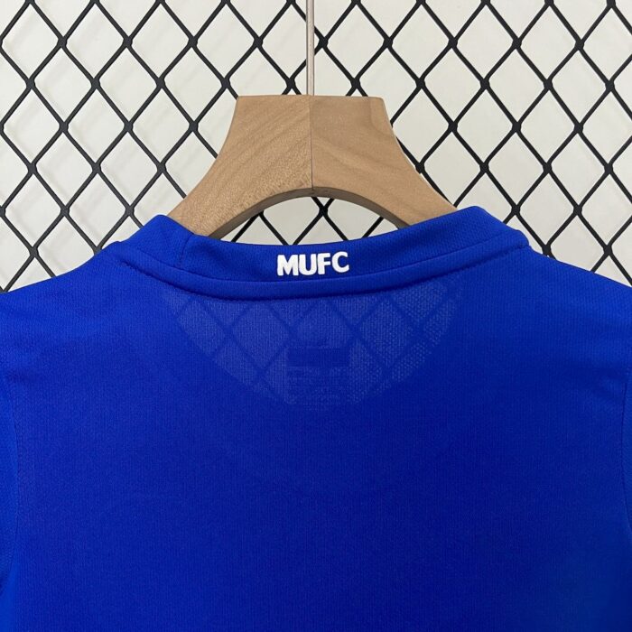 Retro Manchester United 2008/09 Third Kids Kit - Image 5