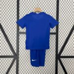 Retro Manchester United 2008/09 Third Kids Kit - Image 2