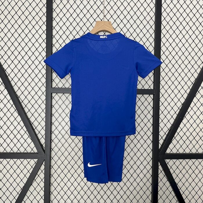 Retro Manchester United 2008/09 Third Kids Kit - Image 2