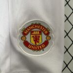 Retro Manchester United 2007/08 Third Kids Kit - Image 4