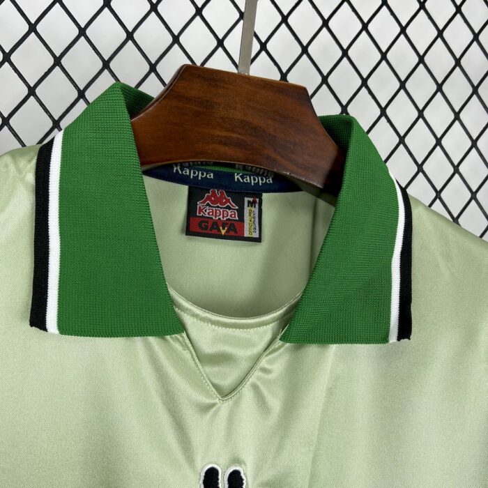 Retro Real Betis 1999/00 Away Jersey - Image 5