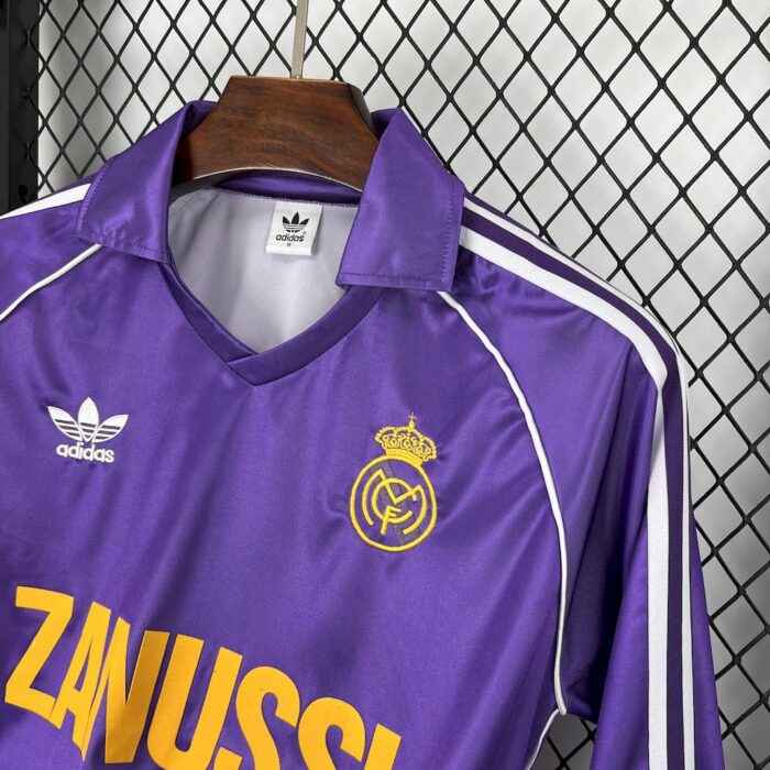 Retro Real Madrid 1984/85 Third Long Sleeve Jersey - Image 5