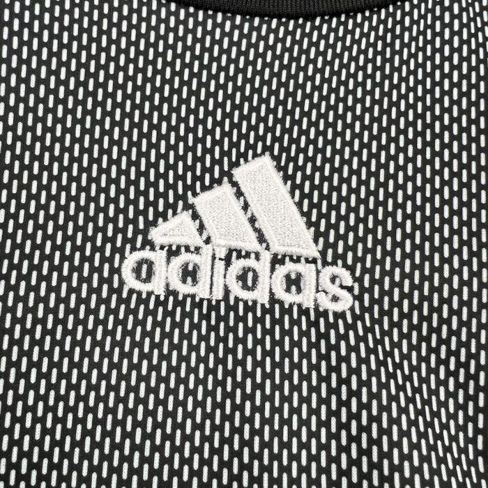 Retro Real Madrid 2002/03 Goalkeeper Jersey - Image 5