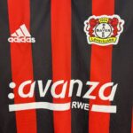 Retro Bayer 04 Leverkusen 2000/01 Home Jersey - Image 5