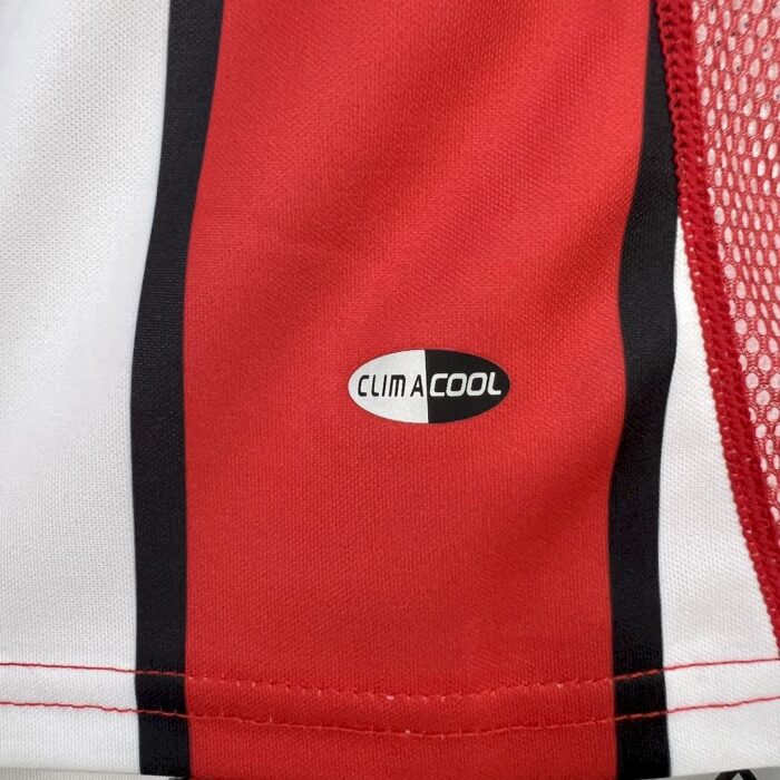 Retro River Plate 2003/04 Away Jersey - Image 4