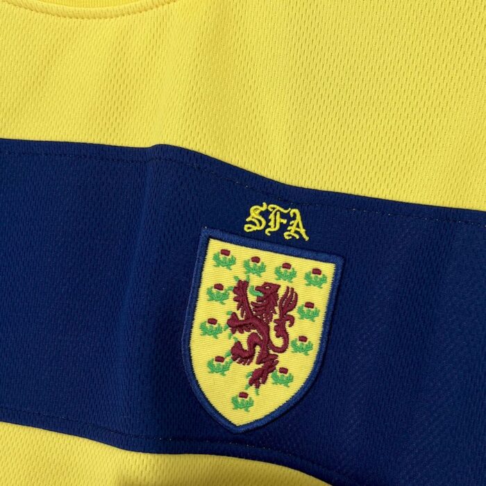 Retro Scotland 2002 Away Jersey - Image 5