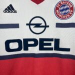 Retro Bayern Munich 1998/00 Home Jersey - Image 5