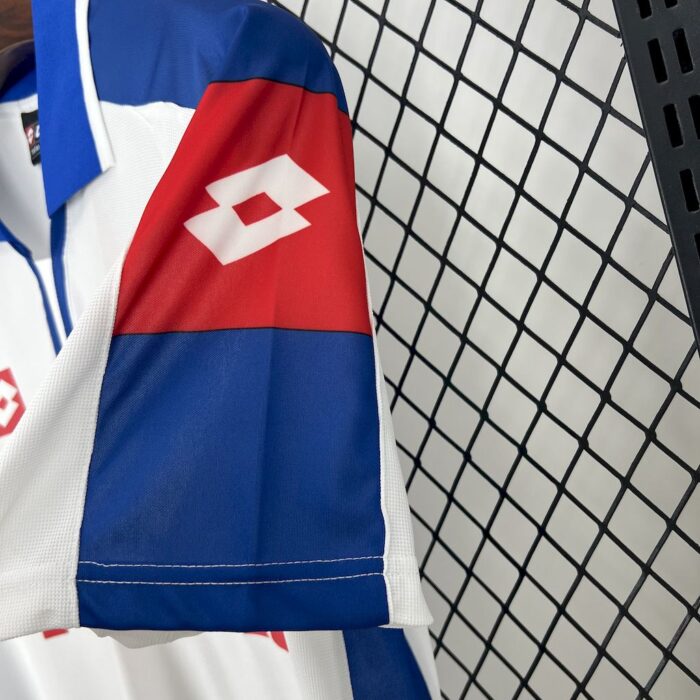 Retro Real Zaragoza 2003/04 Home Jersey - Image 3