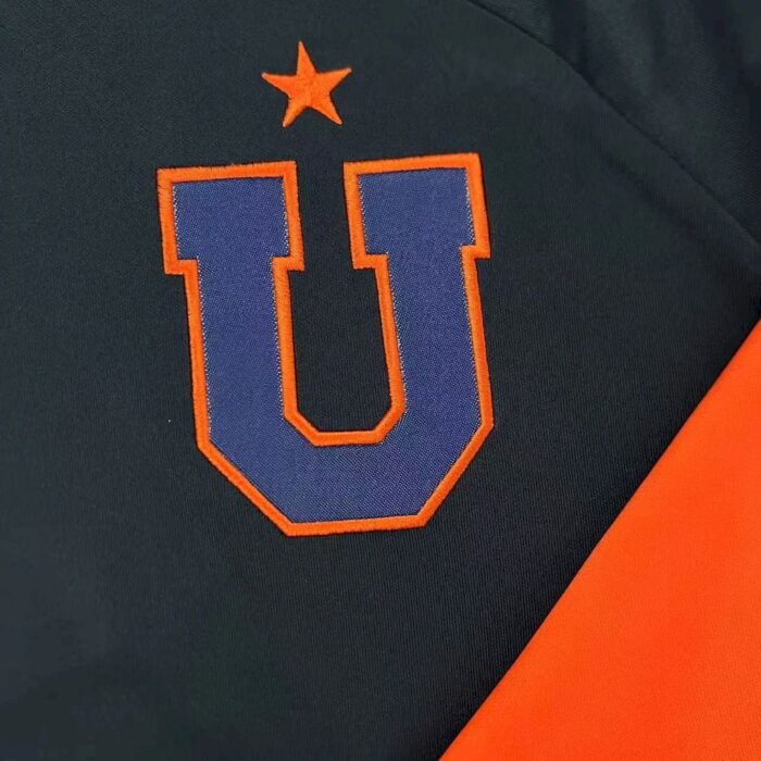 Mens Universidad de Chile 2025/26 Half-Zip Sweater+Pant 522 - Image 5