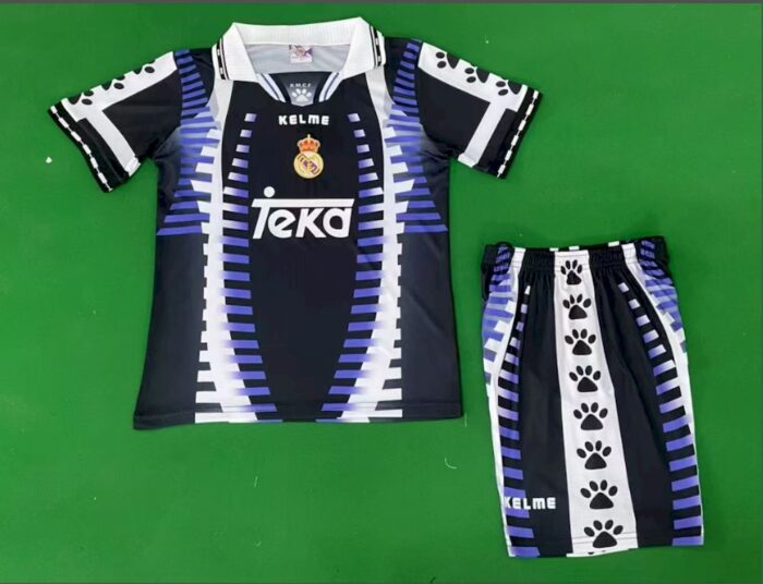 Retro Real Madrid 1997/98 Third Kids Kit - Image 2