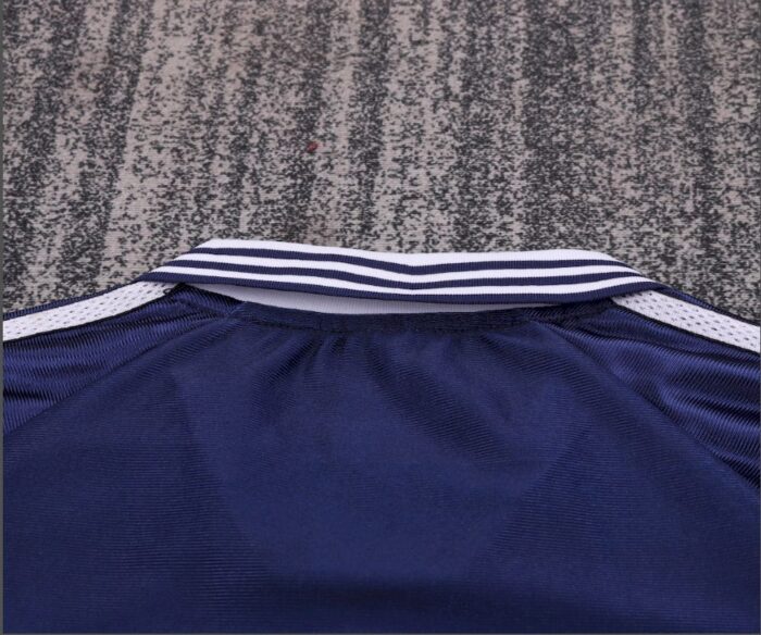 Retro Real Madrid 1998/99 Away Kids Kit - Image 3