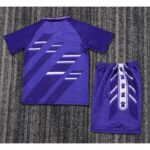 Retro Real Madrid 1994/96 Away Kids Kit - Image 2