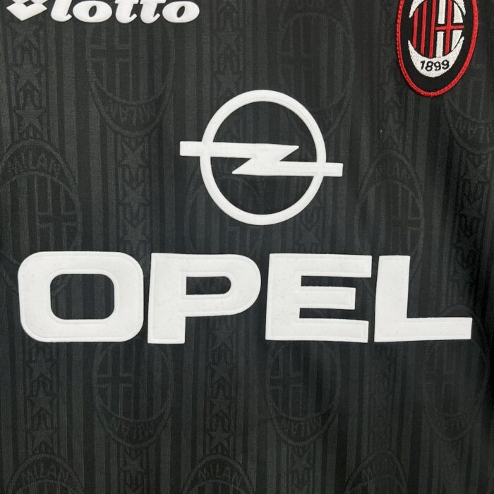 Retro AC Milan 1997/98 Jersey - Image 5