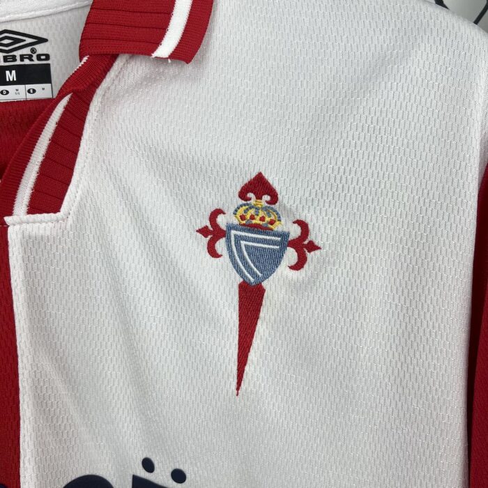 Retro Celta Vigo 2001/02 Away Jersey - Image 5