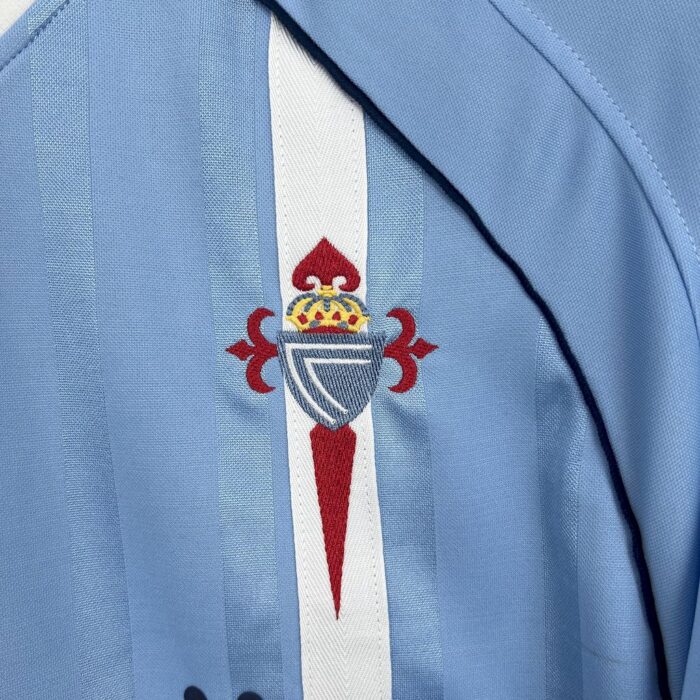 Retro Celta Vigo 2001/02 Home Jersey - Image 5