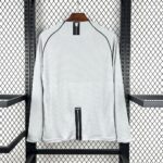 Retro Manchester United 2007/08 Grey Goalkeepe Long Sleeve Jersey - Image 2