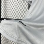 Retro Manchester United 2007/08 Goalkeeper Jersey - Image 4