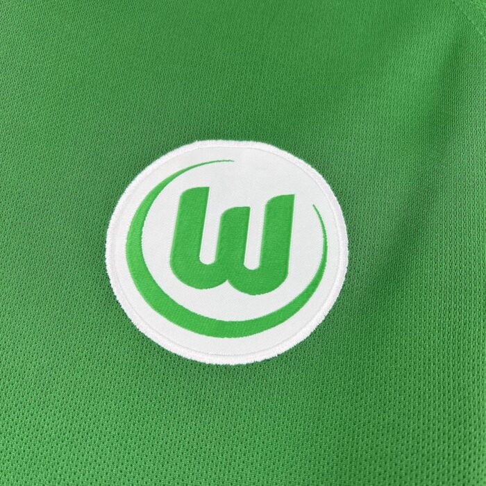 Retro Wolfsburg 2008/09 Home Jersey - Image 4