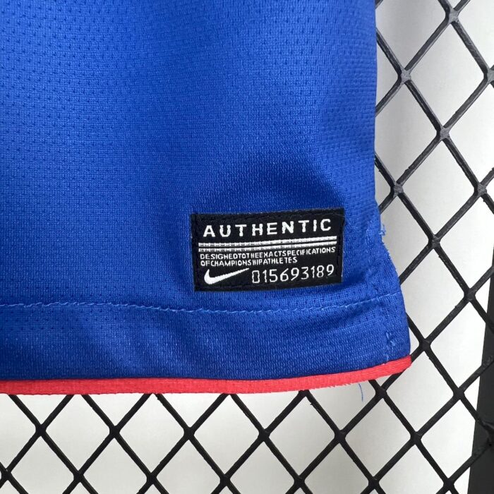 Retro Atletico Madrid 2010/11 Away Jersey - Image 4