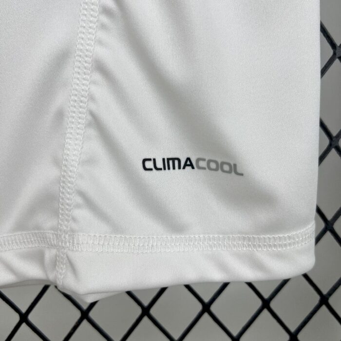 Retro Spain 2011/12 Away Jersey - Image 5