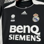 Retro Real Madrid 2006/07 Away Jersey - Image 5