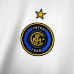 Retro Inter Milan 2005/06 Away Jersey - Image 4