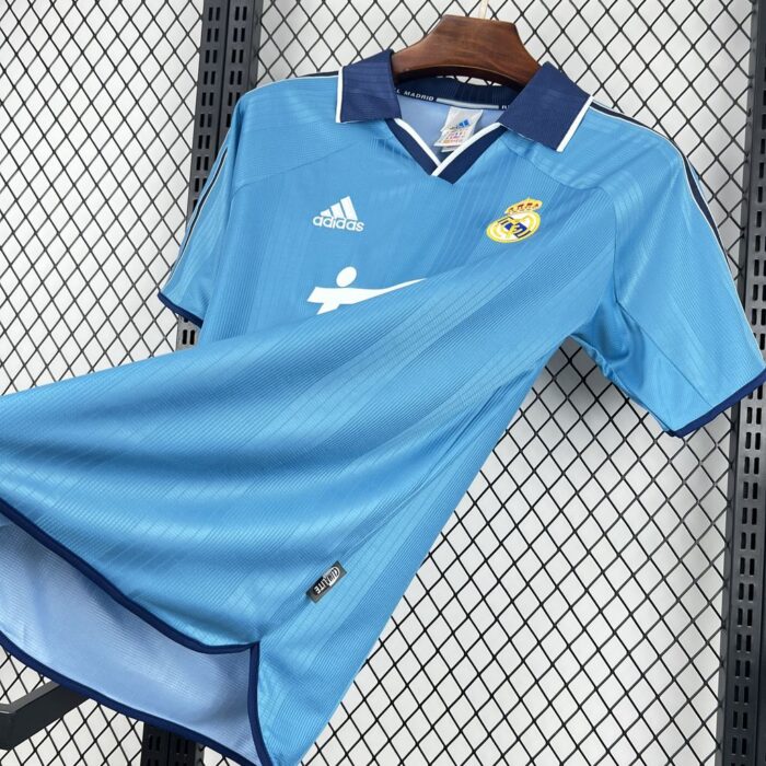 Retro Real Madrid 1999/00 Third Jersey - Image 3