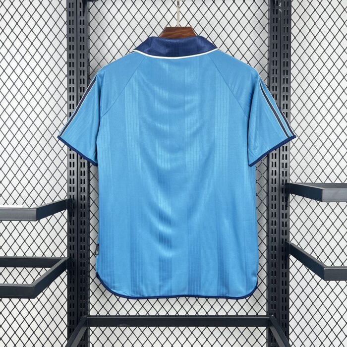 Retro Real Madrid 1999/00 Third Jersey - Image 2