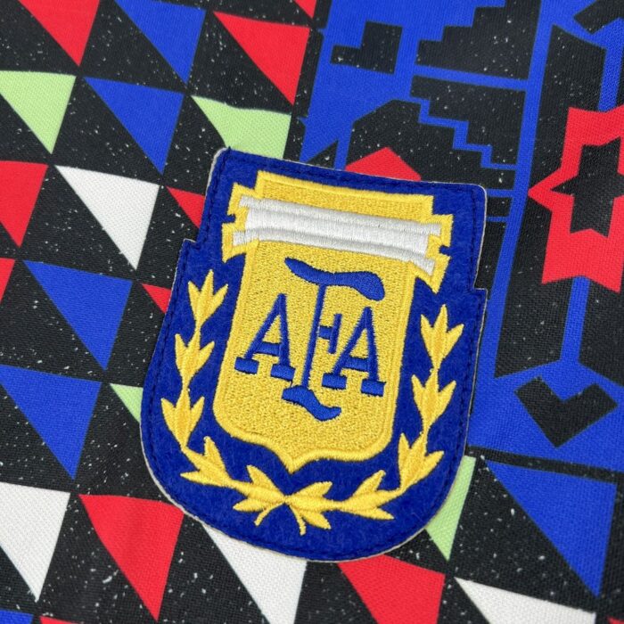 Retro Argentina 1990 Goalkeeper Long Sleeve Jersey - Image 5