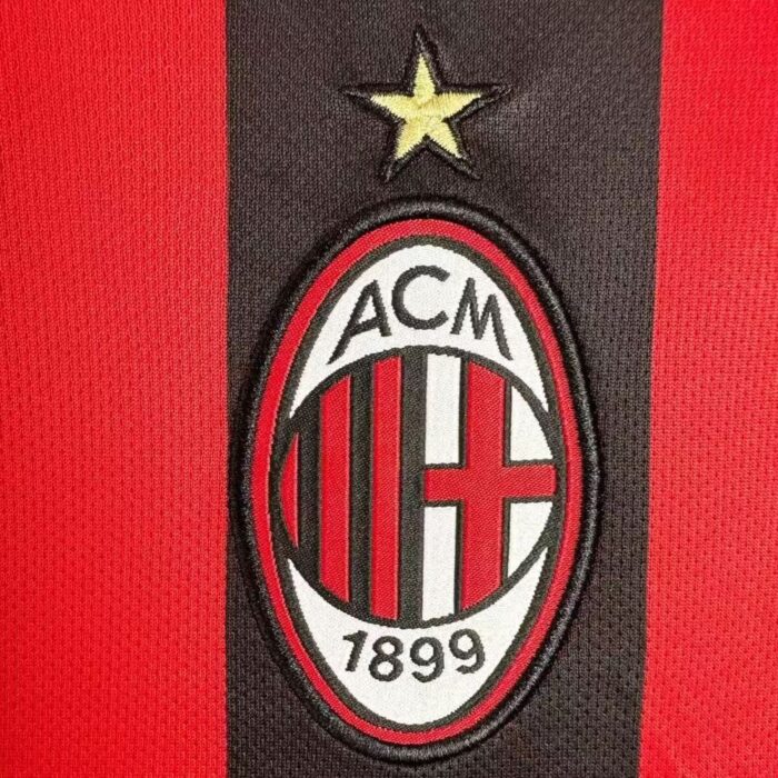Retro AC Milan 2003/04 Home Jersey - Image 3