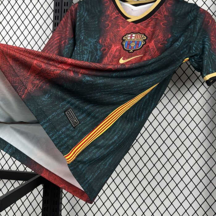 Retro Barcelona 2021/22 Concept Jersey - Image 5
