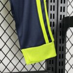 Retro Real Madrid 1999/00 Goalkeeper Long Sleeve Jersey - Image 3